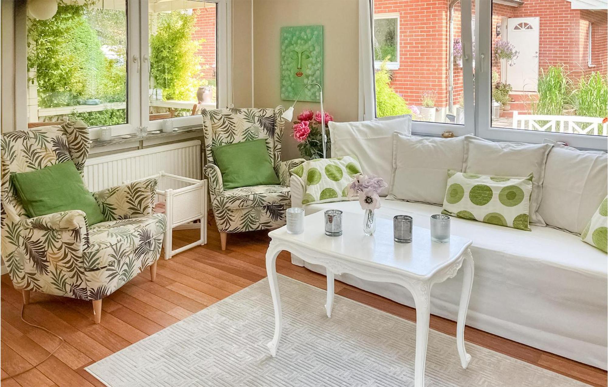 1 Bedroom Amazing Home In Hoellviken 외부 사진